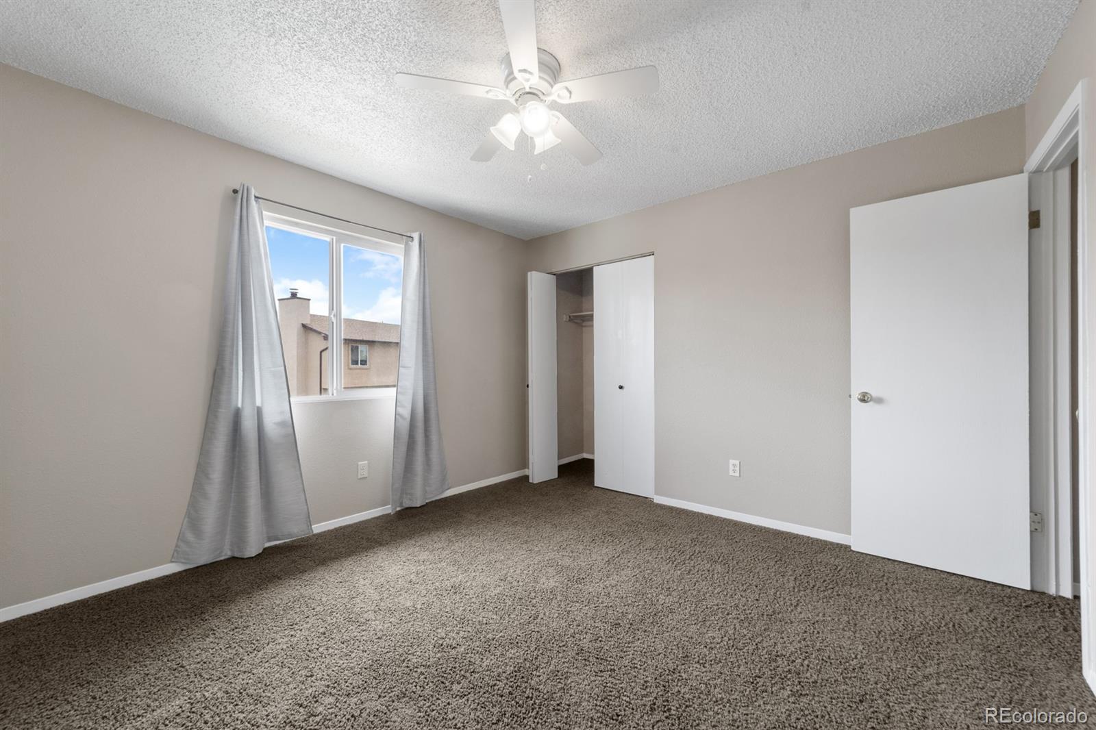 3084 Starlight Circle