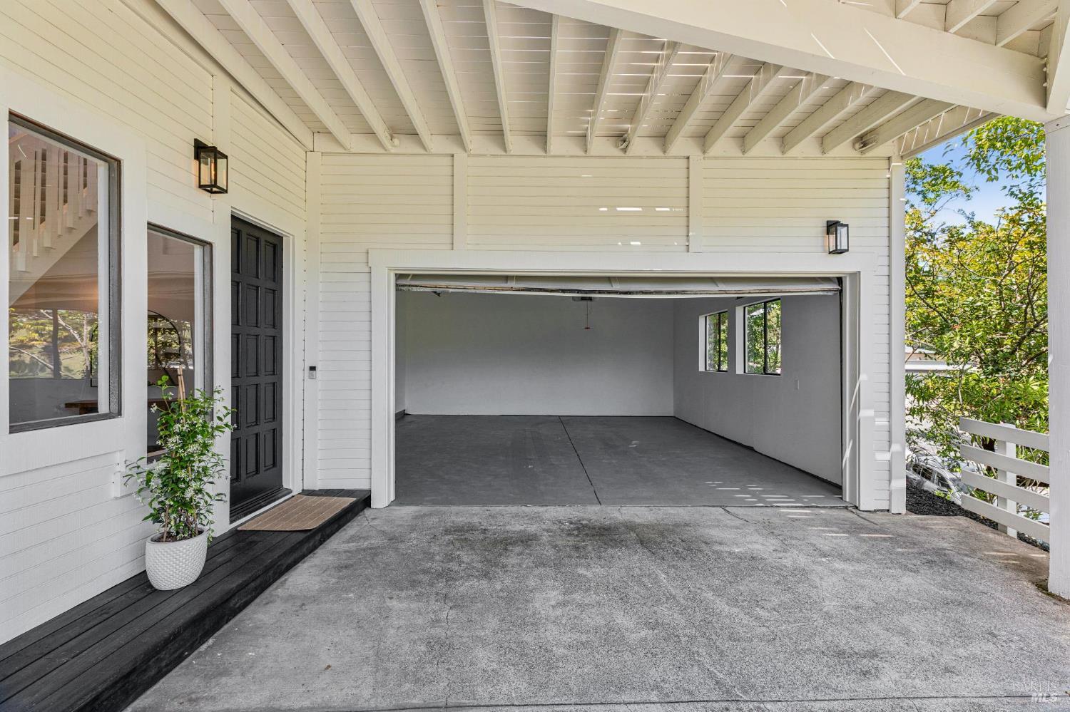 17 Longwood Drive