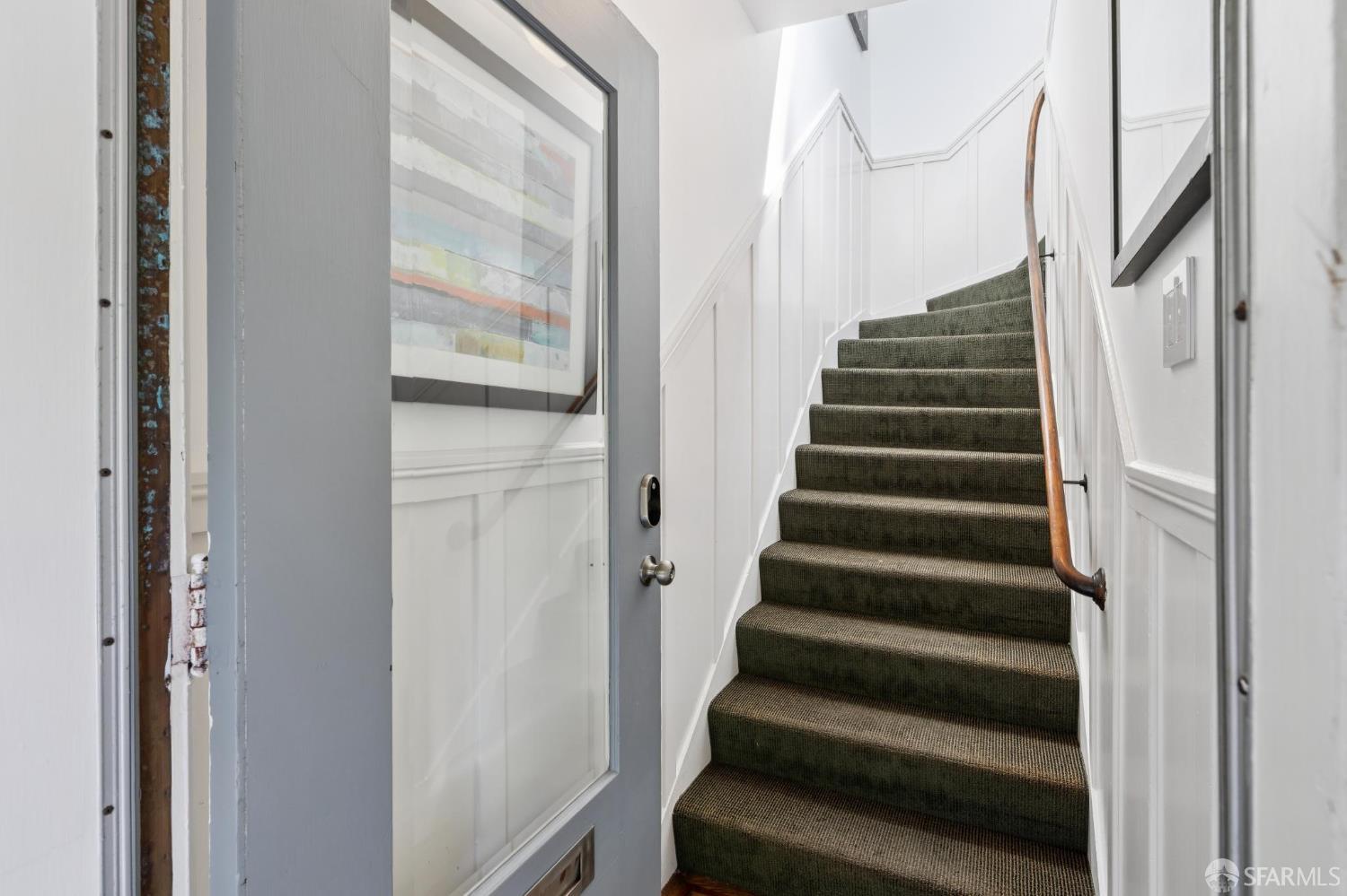 263 Carl Street