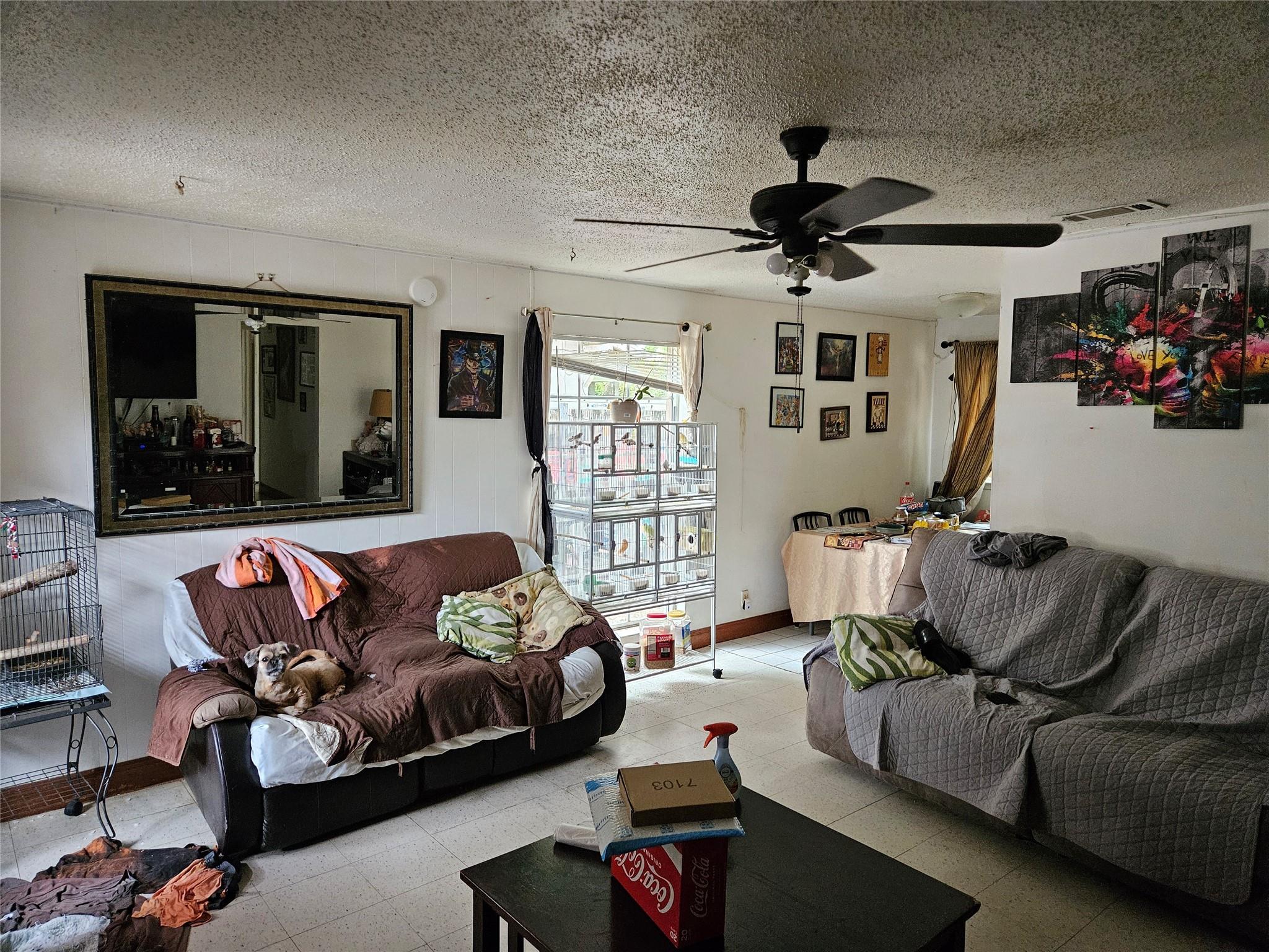 1909 Hearthside DR