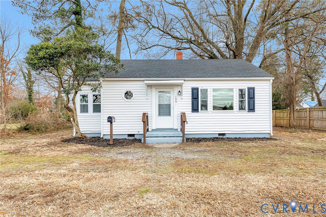 109 E Laburnum Ave