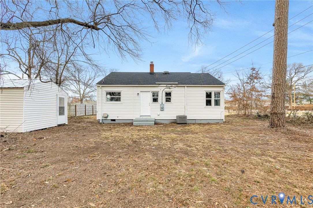 109 E Laburnum Ave