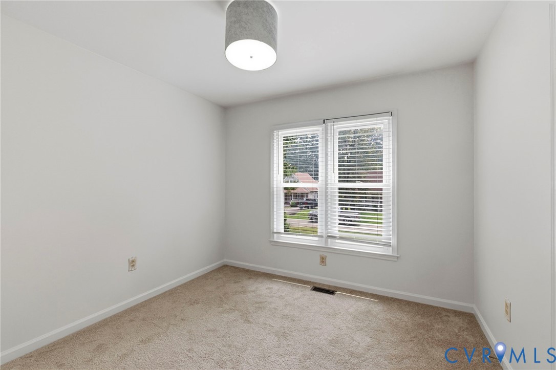 2954 Maplevale Rd