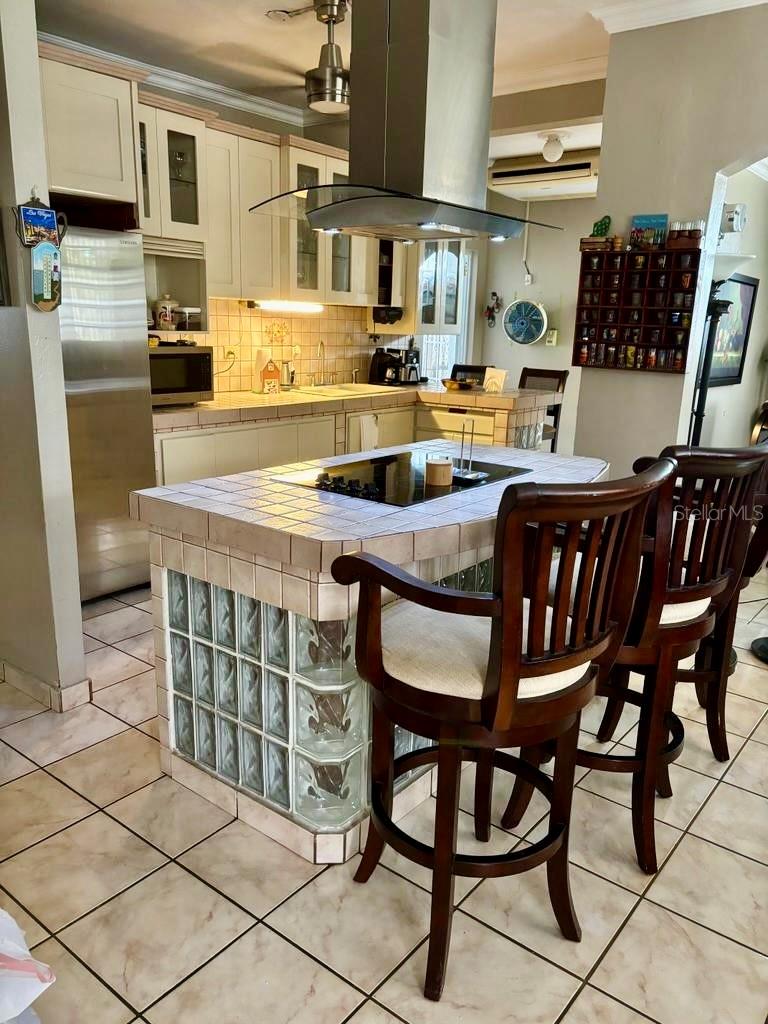 1609 CALLE NAVARRA Unit: 1609