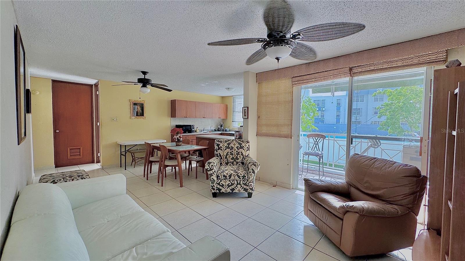 Marginal 106 CALLE MARGINAL Unit: 2202