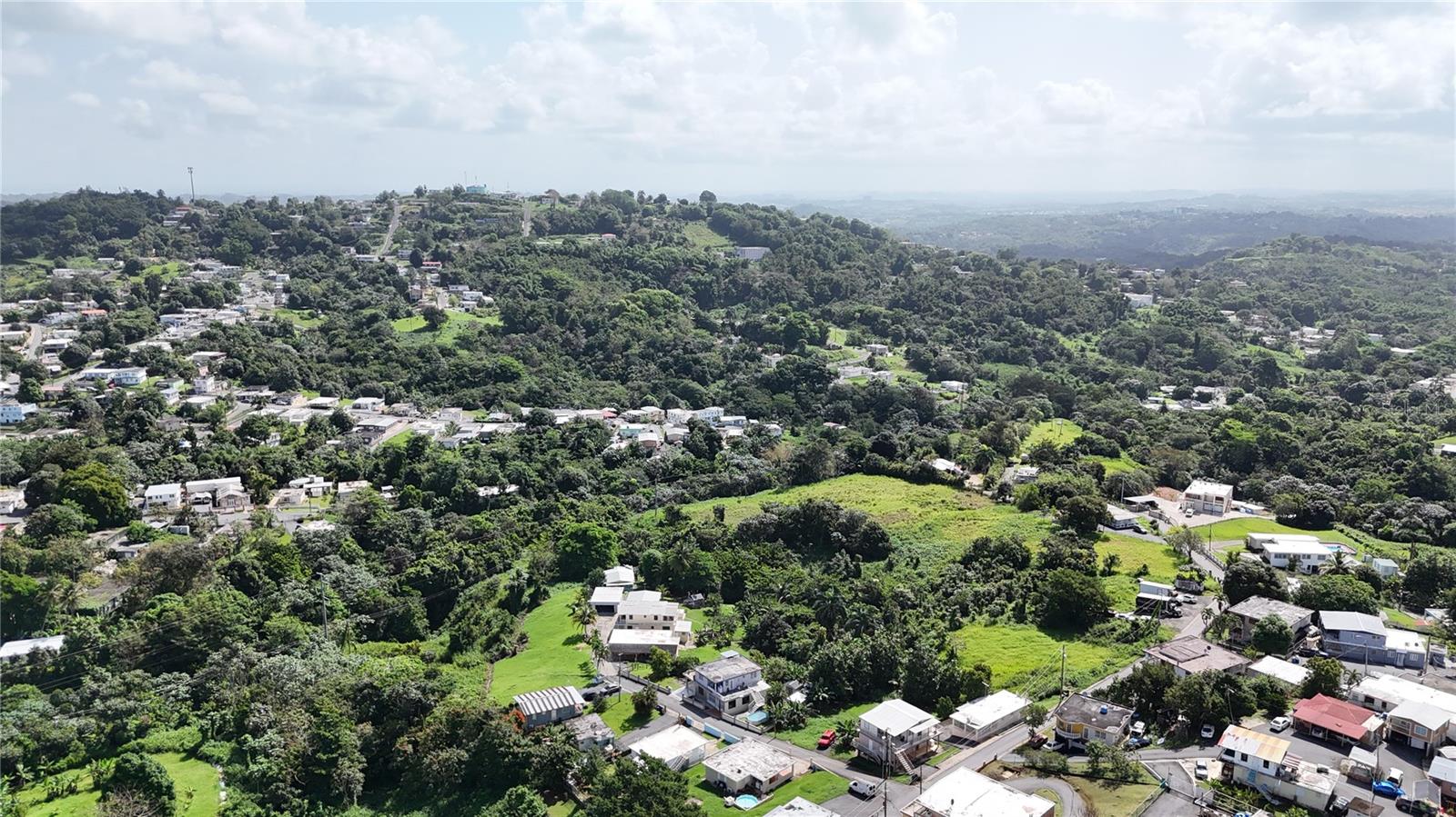 PR-165 Km 5.0 BO. QUEBRADA CRUZ