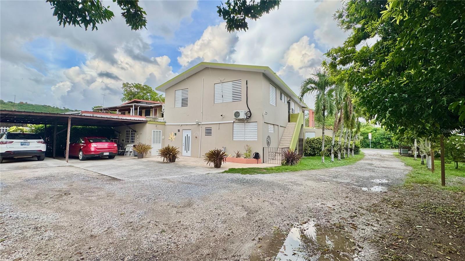 38 CALLE HUCAR URB. VILLA FLORES