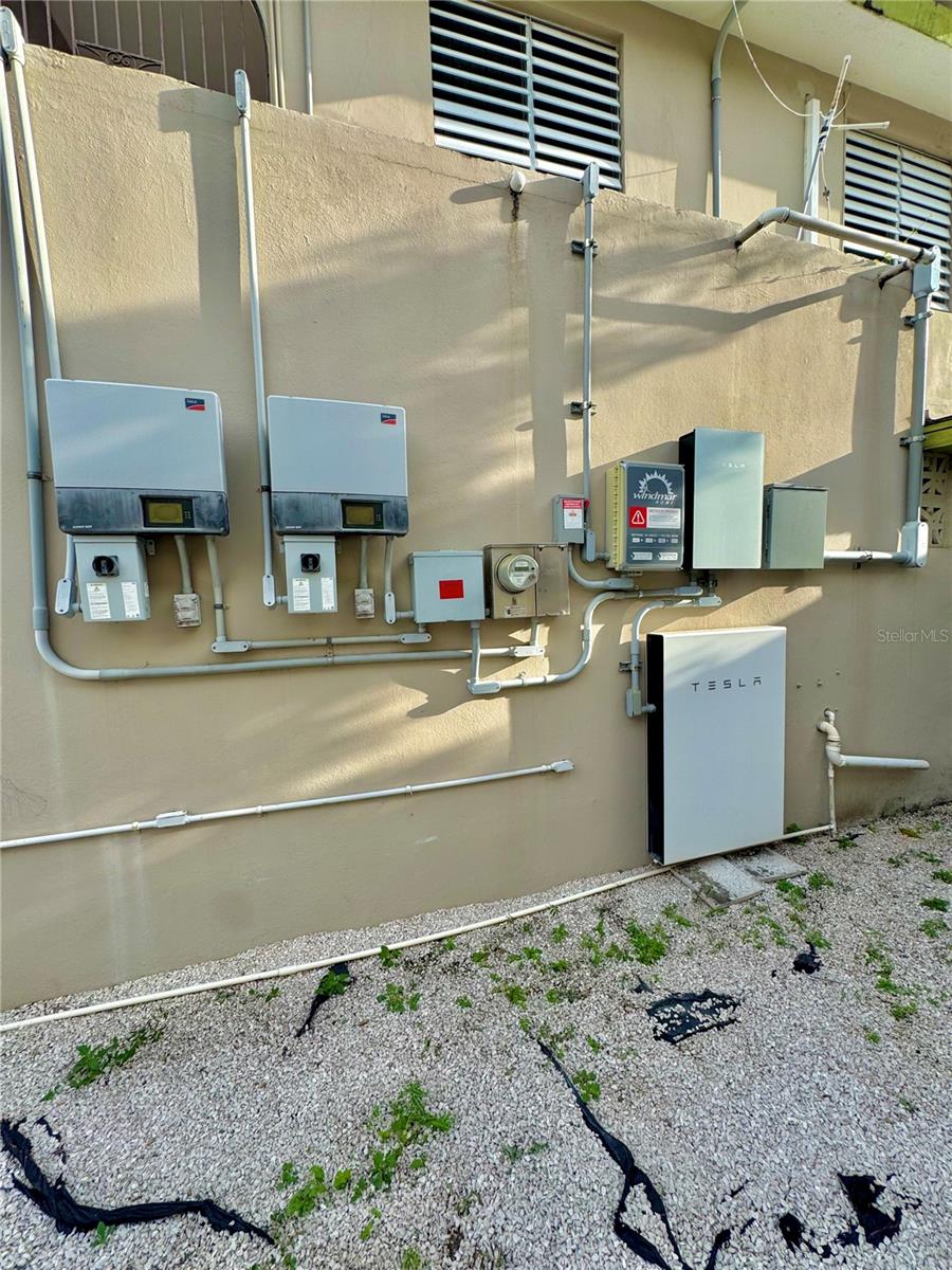 38 CALLE HUCAR URB. VILLA FLORES