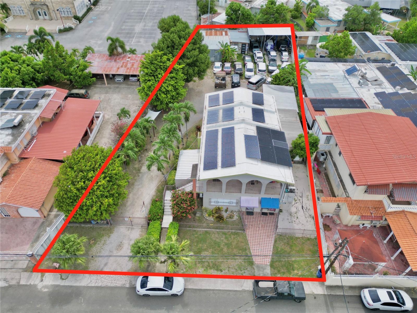 38 CALLE HUCAR URB. VILLA FLORES