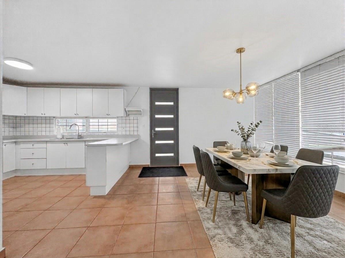 F-23 TOPACIO ST. URB PASEO REAL