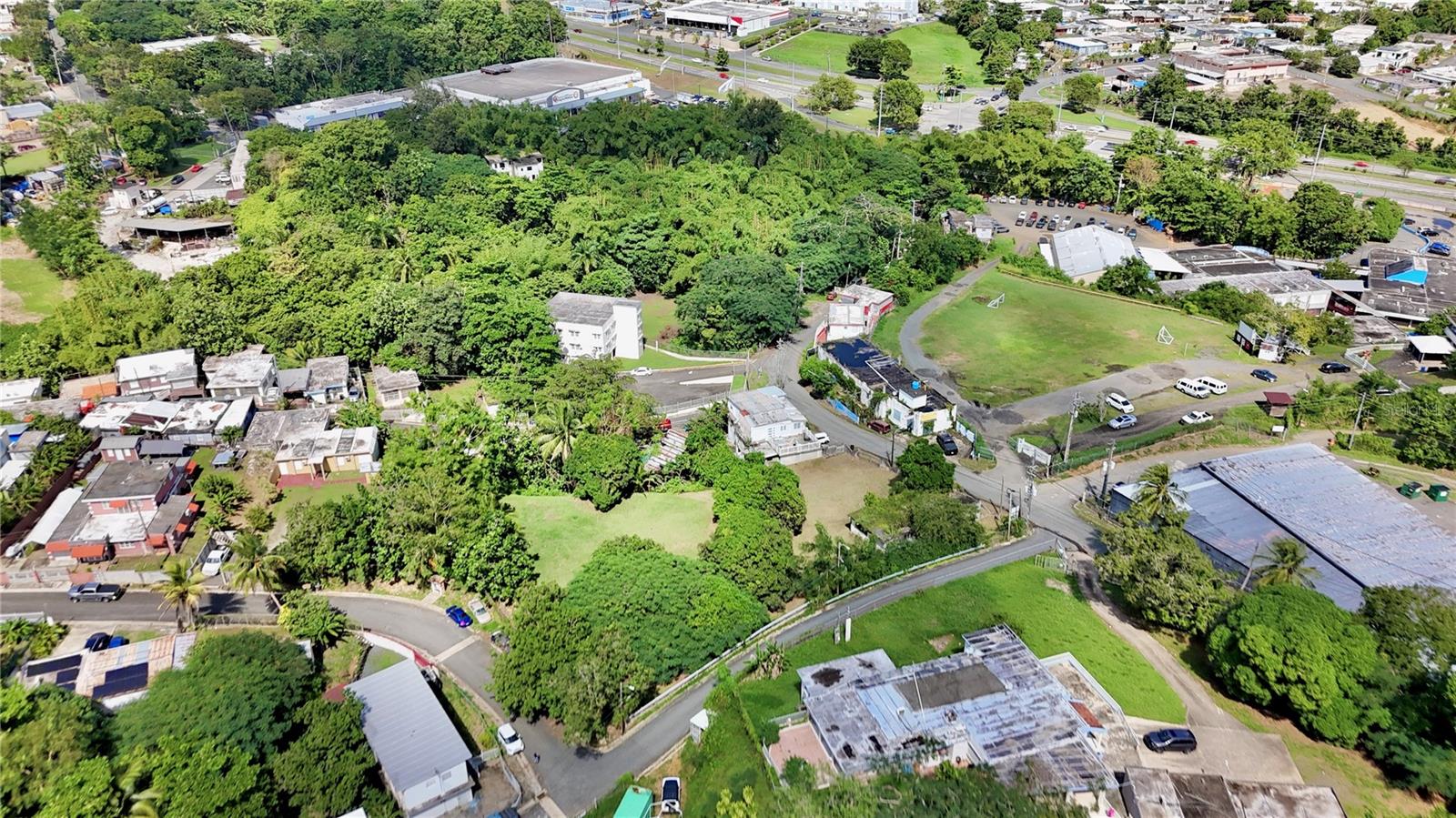 PR-876 KM 0.7 BO LAS CUEVAS