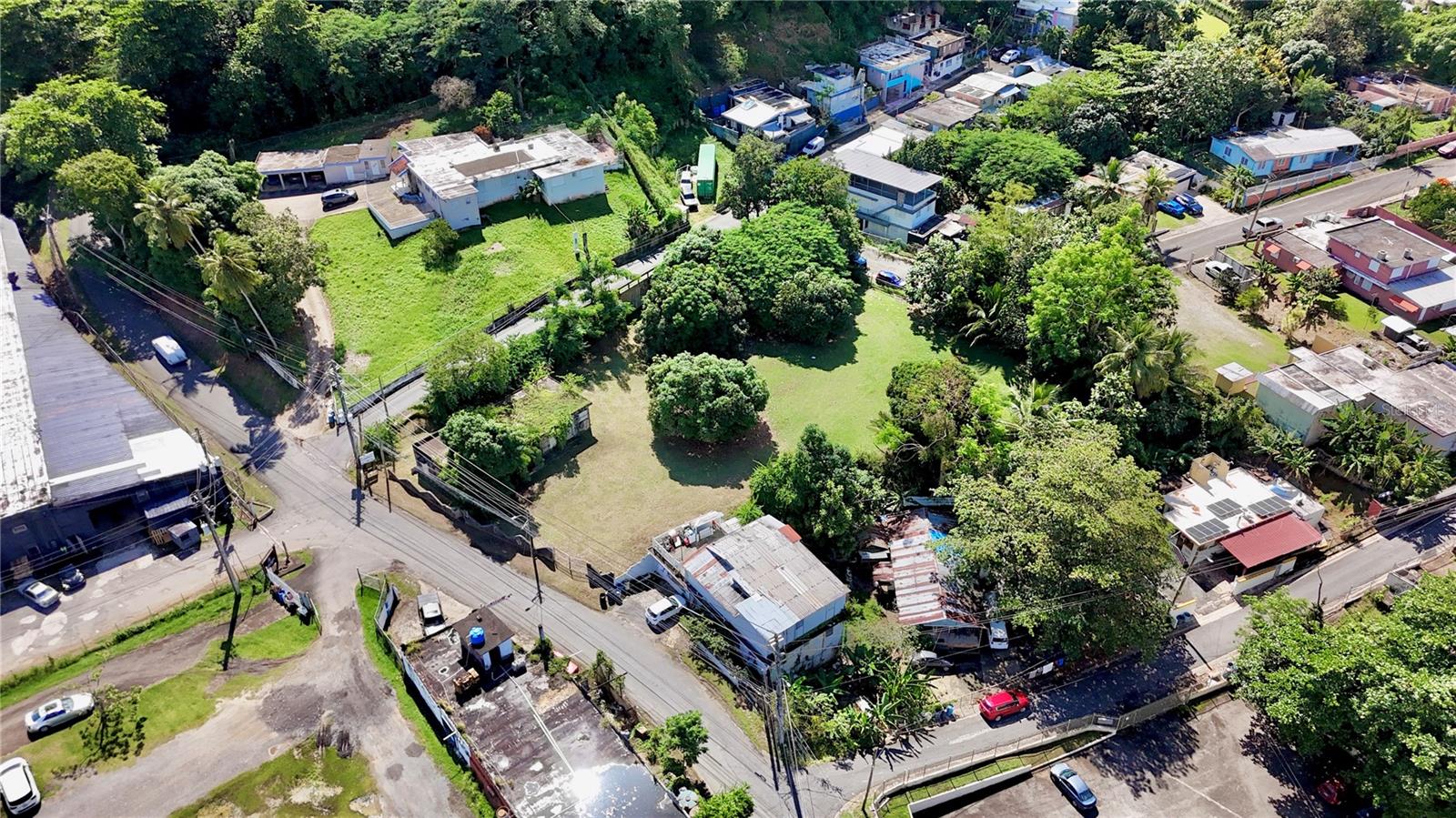 PR-876 KM 0.7 BO LAS CUEVAS