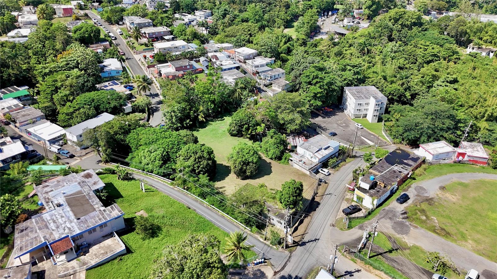 PR-876 KM 0.7 BO LAS CUEVAS