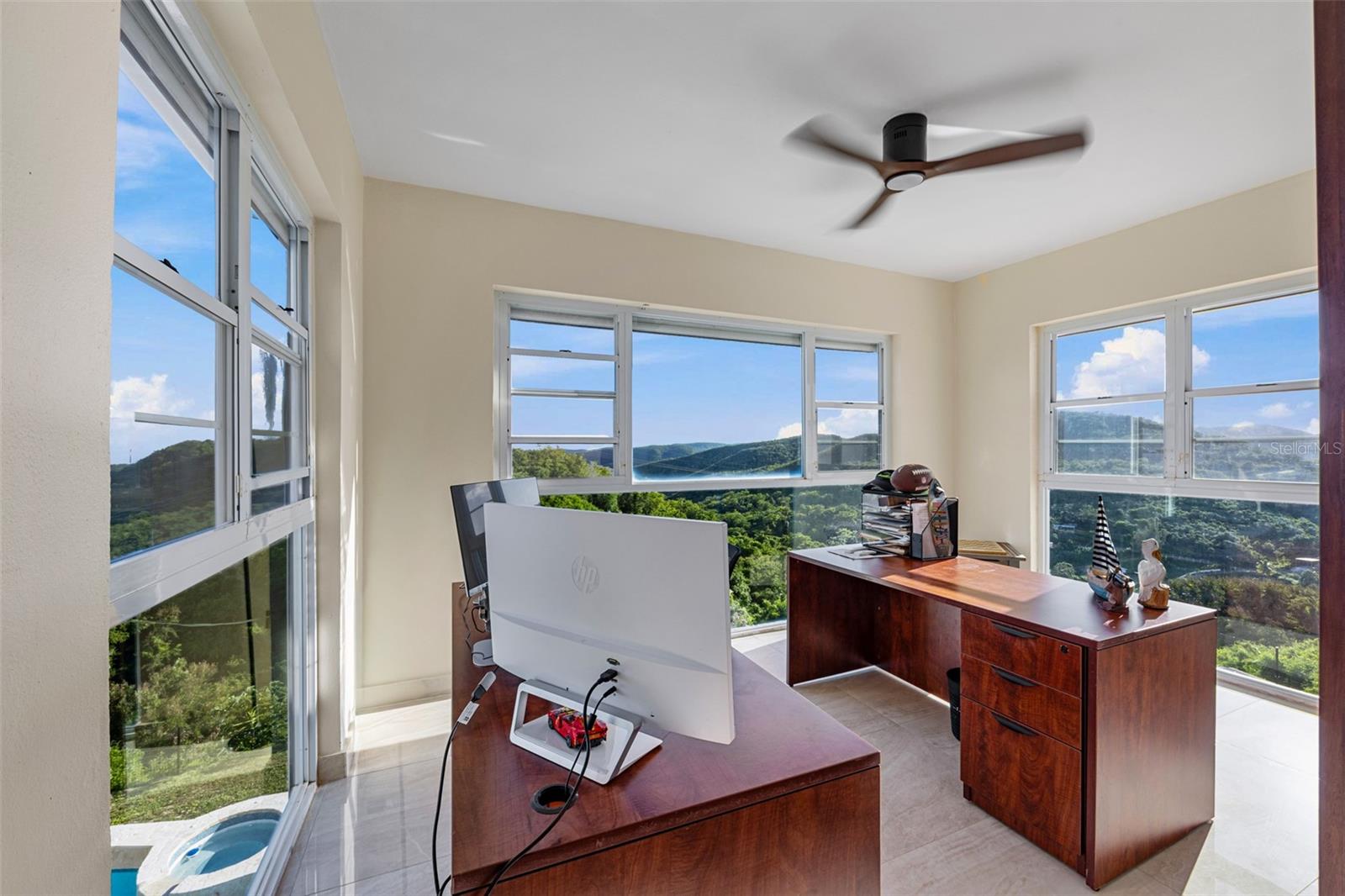 PR-132 #5 URB. MANSIONES DEL SUR