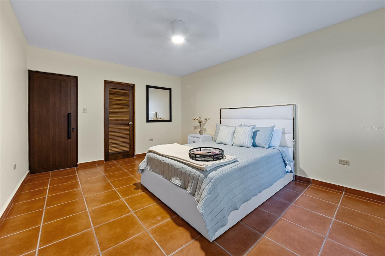 PR-132 #5 URB. MANSIONES DEL SUR