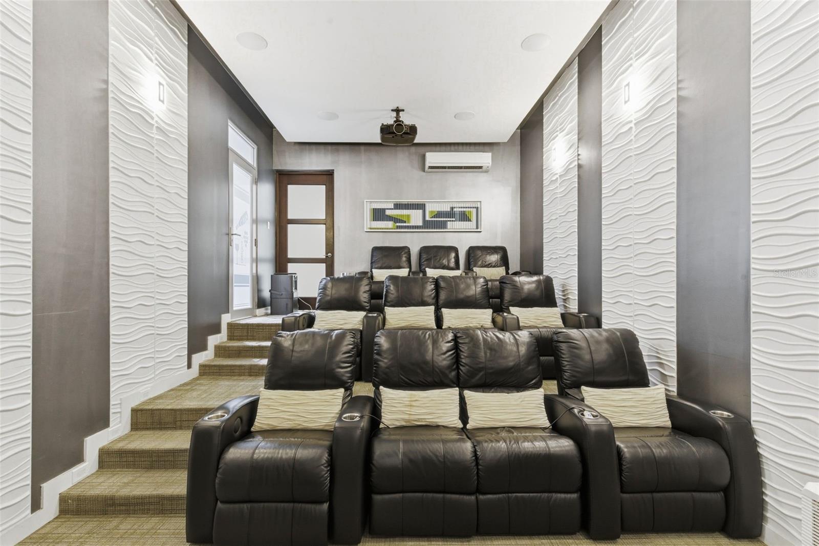 57 QUINTAS DE SANTA MARIA II