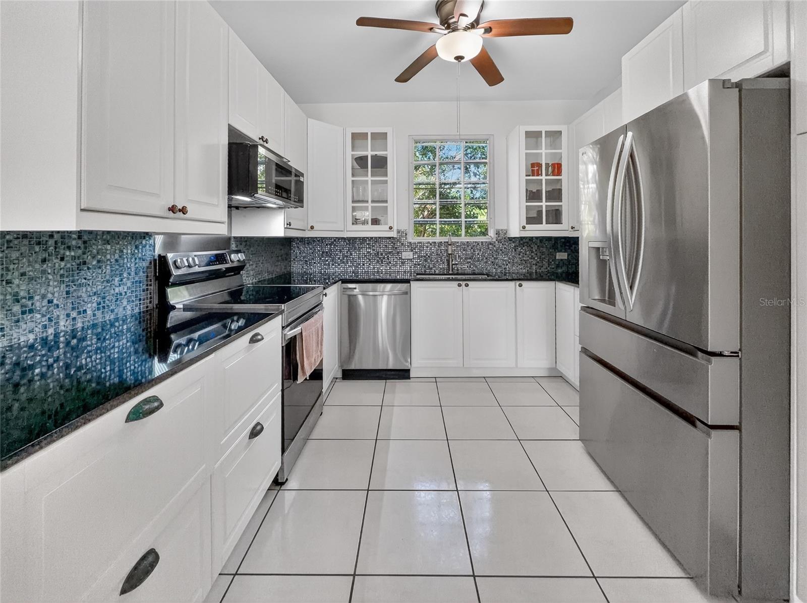 PR-858 KM 2.1 BO. CACAO