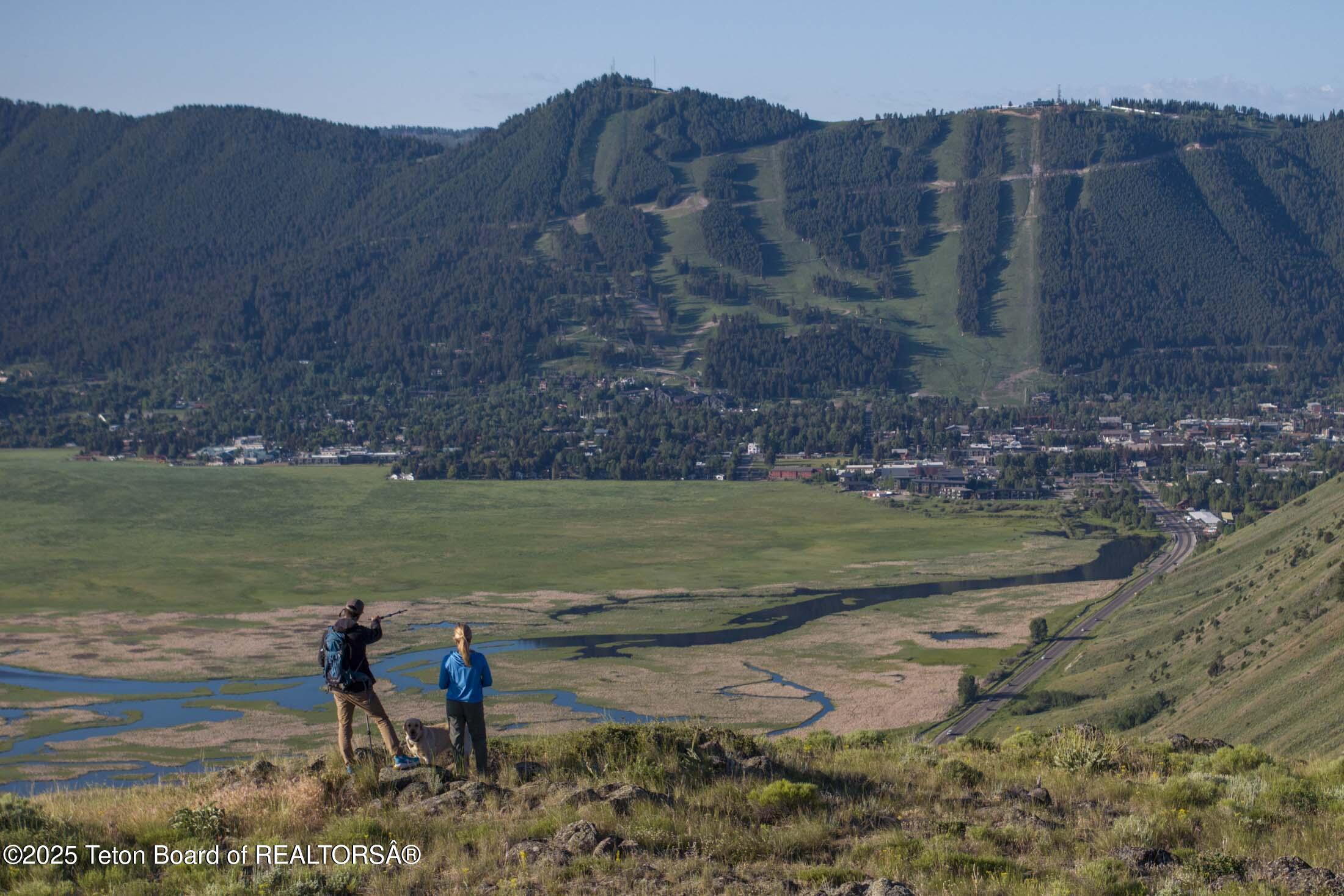 3000 N RIVA RIDGE Road