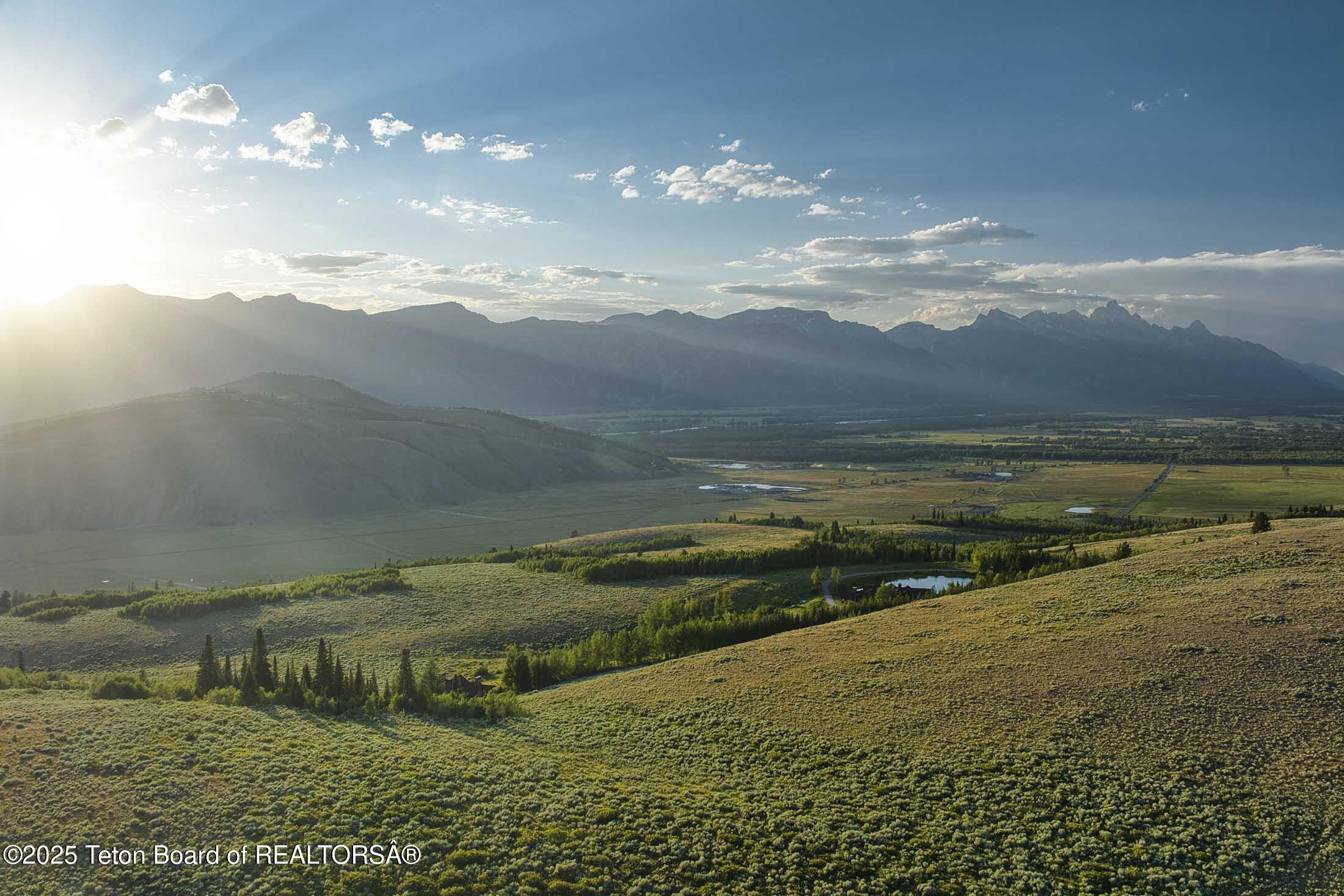 3000 N RIVA RIDGE Road