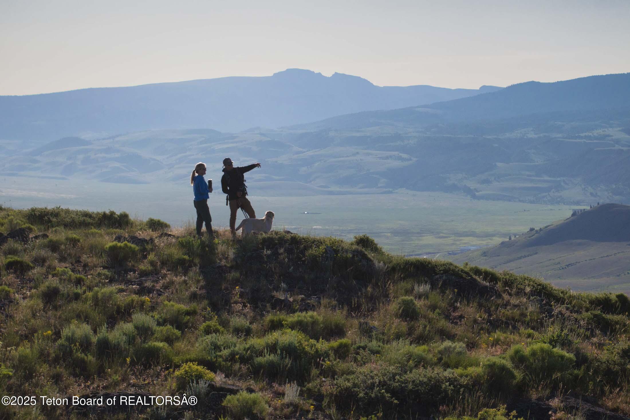 3000 N RIVA RIDGE Road