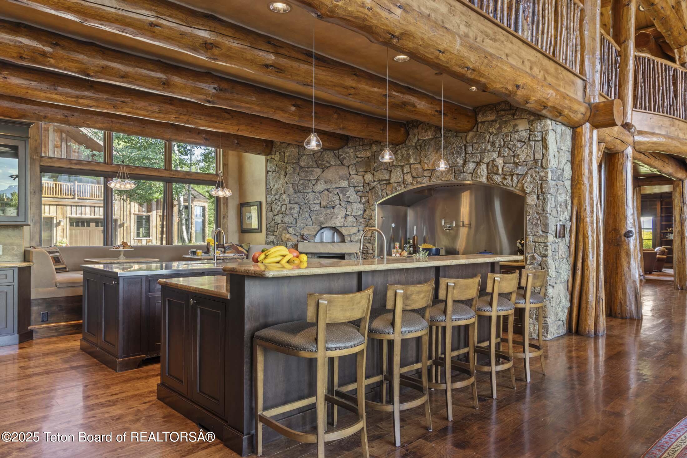 3000 N RIVA RIDGE Road