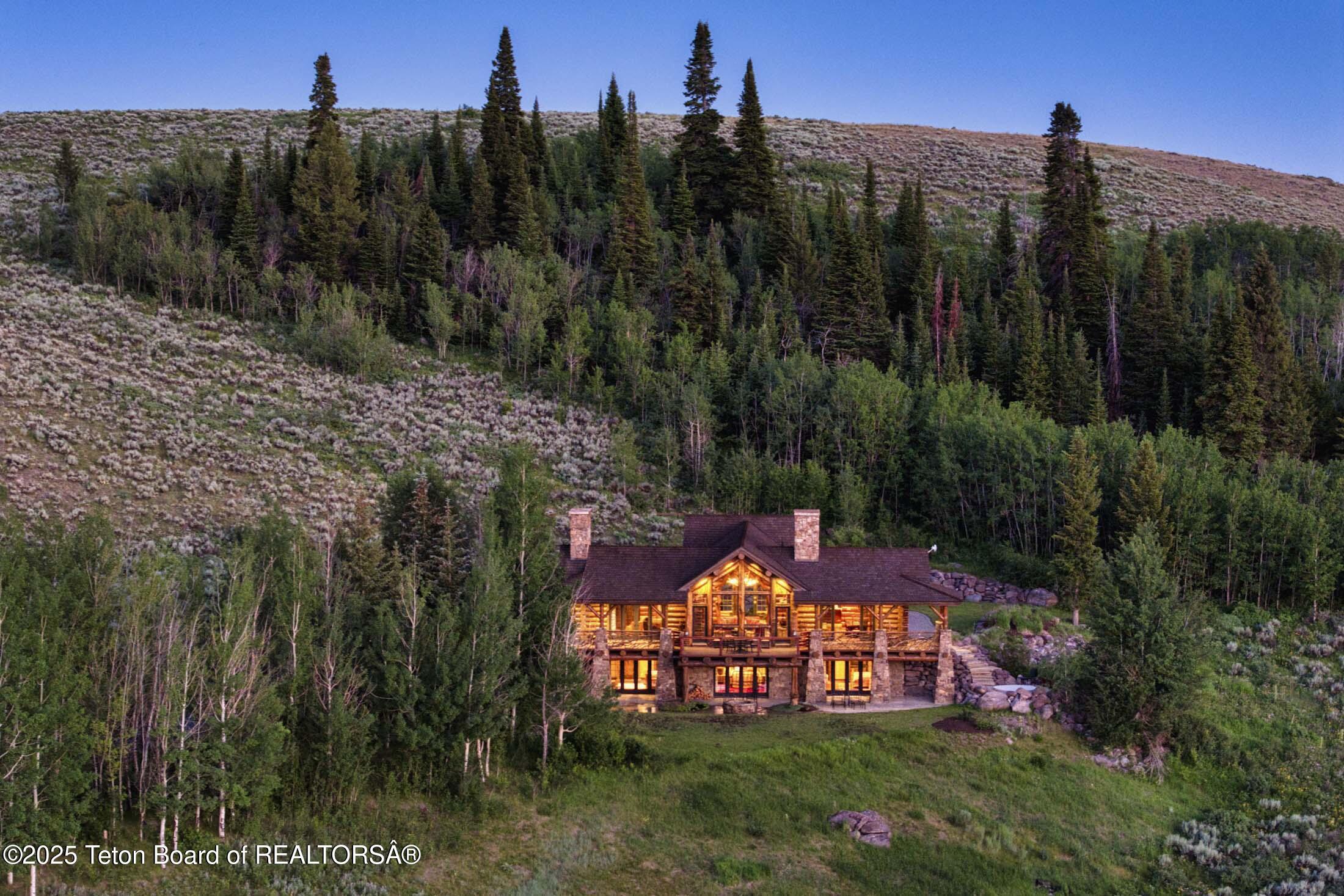 3000 N RIVA RIDGE Road