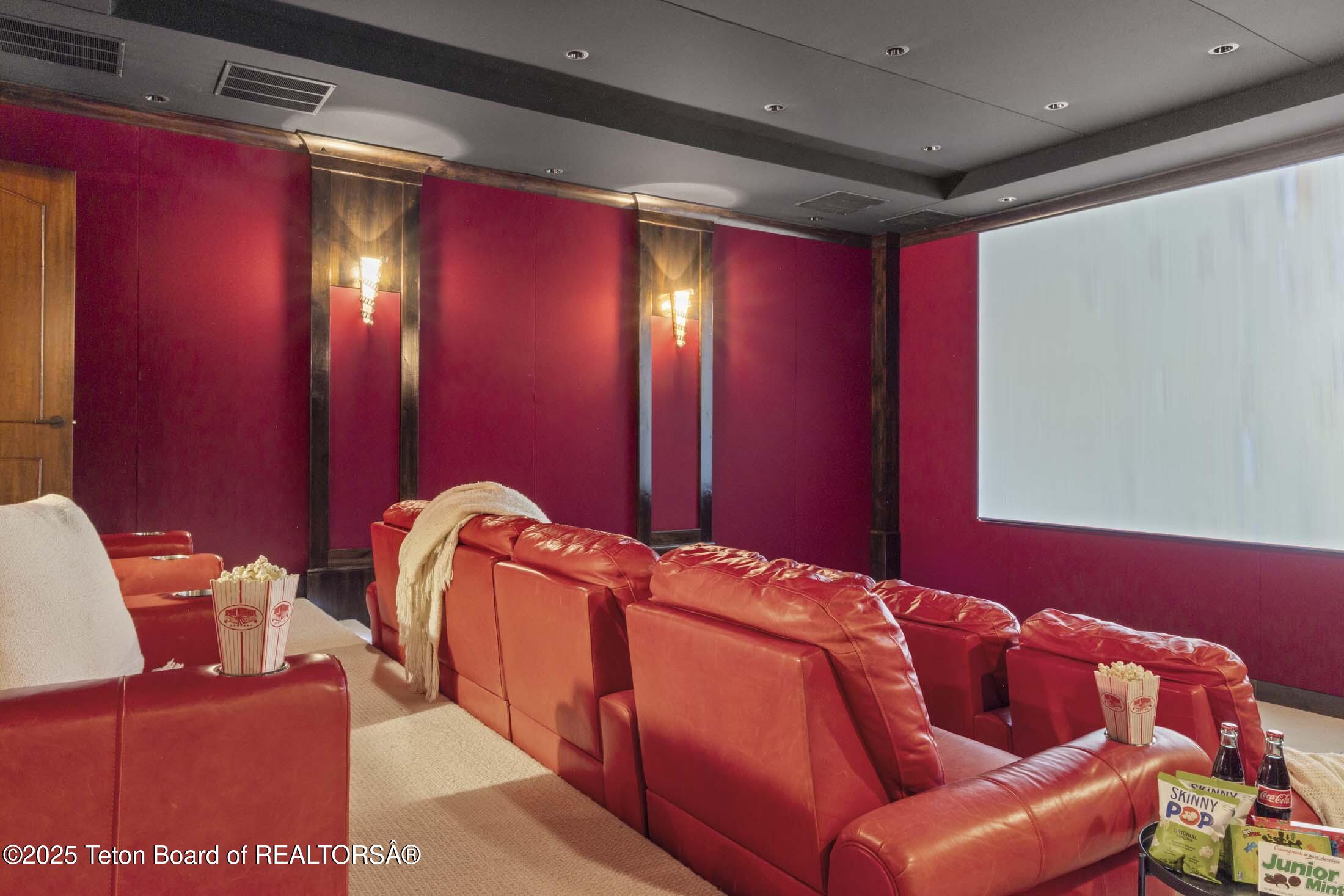 3000 N RIVA RIDGE Road