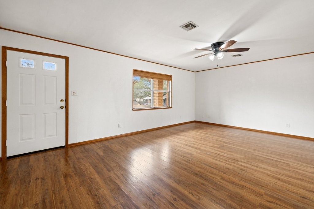 618 Cross Mountain Dr