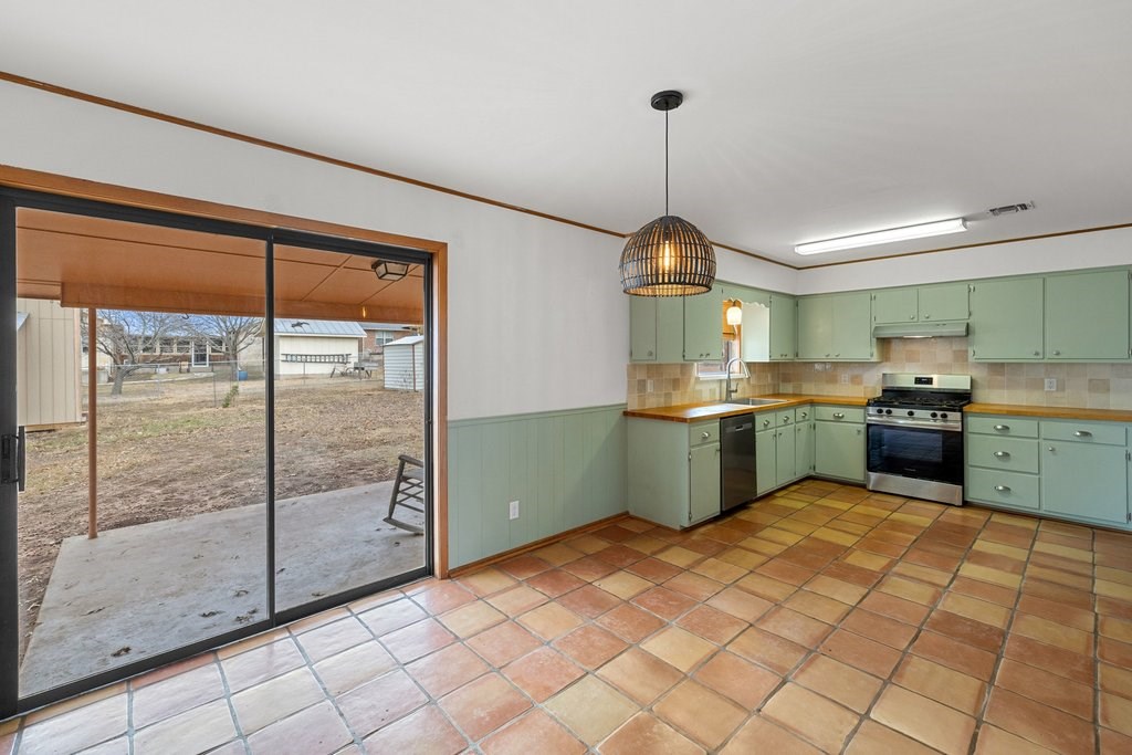 618 Cross Mountain Dr