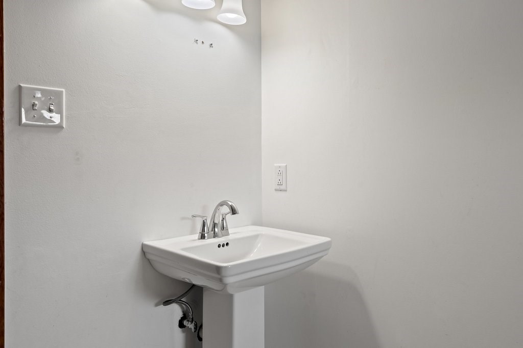 618 Cross Mountain Dr