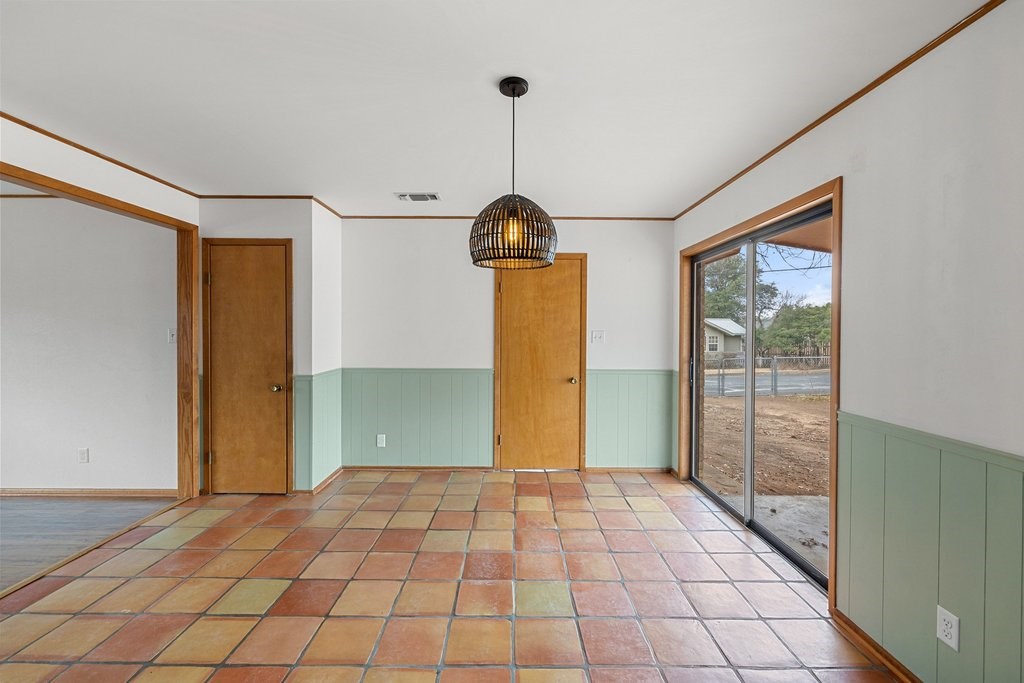 618 Cross Mountain Dr