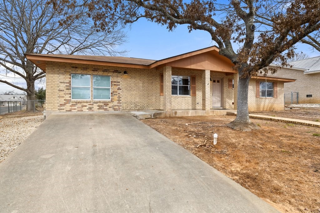 618 Cross Mountain Dr