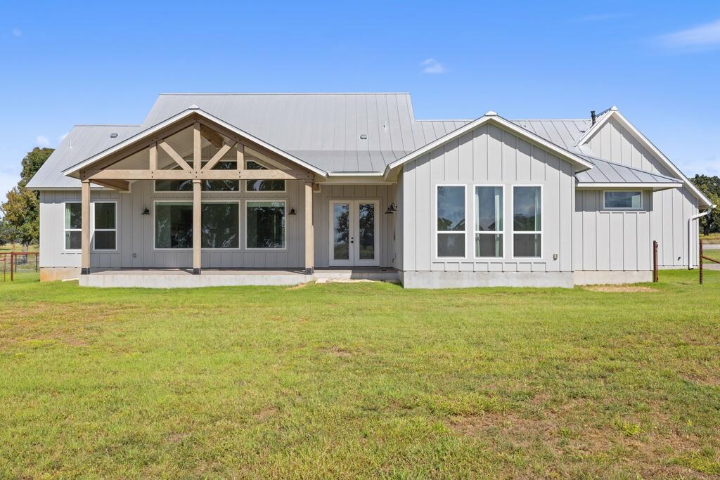 320 Spencer Ct