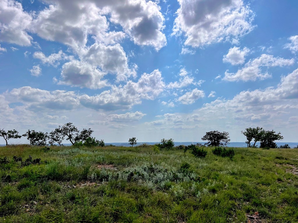 00 Cypress Creek Rd