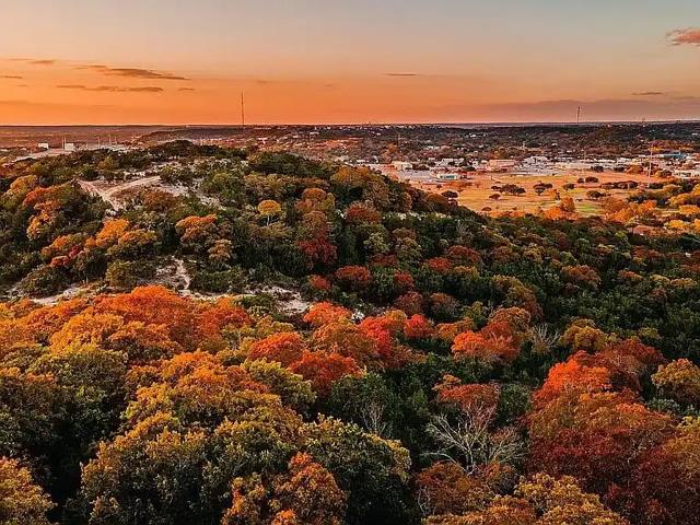 00 Cypress Creek Rd
