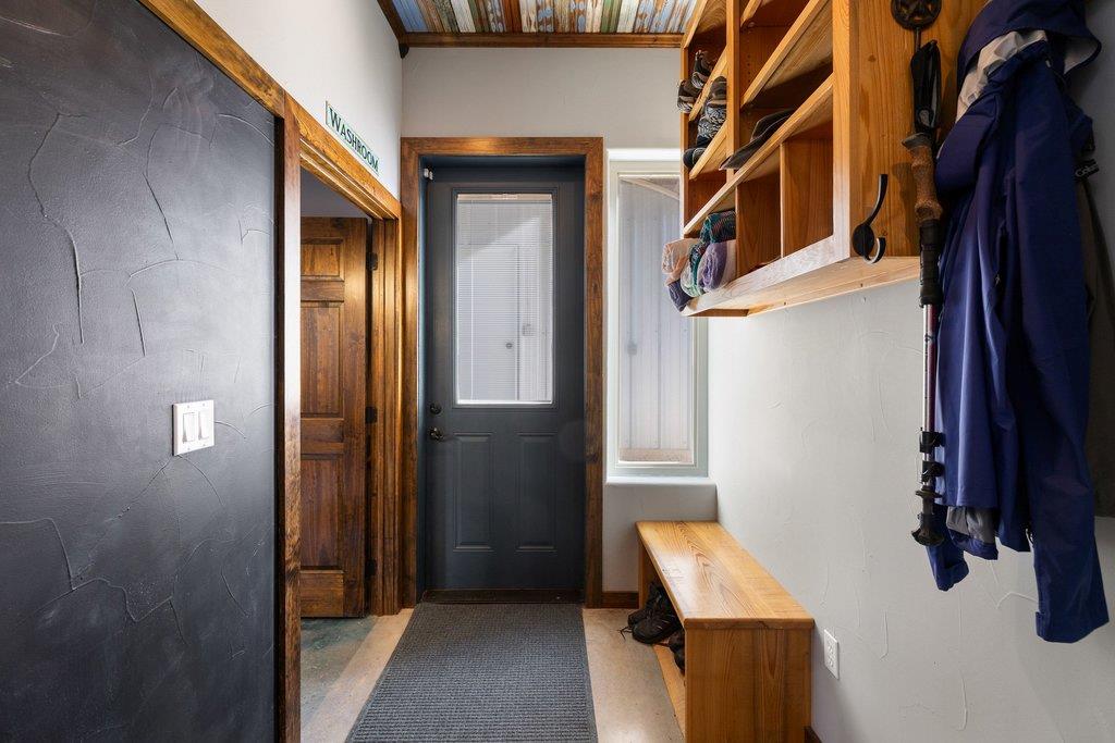 1292 Upper Turtle Creek RD