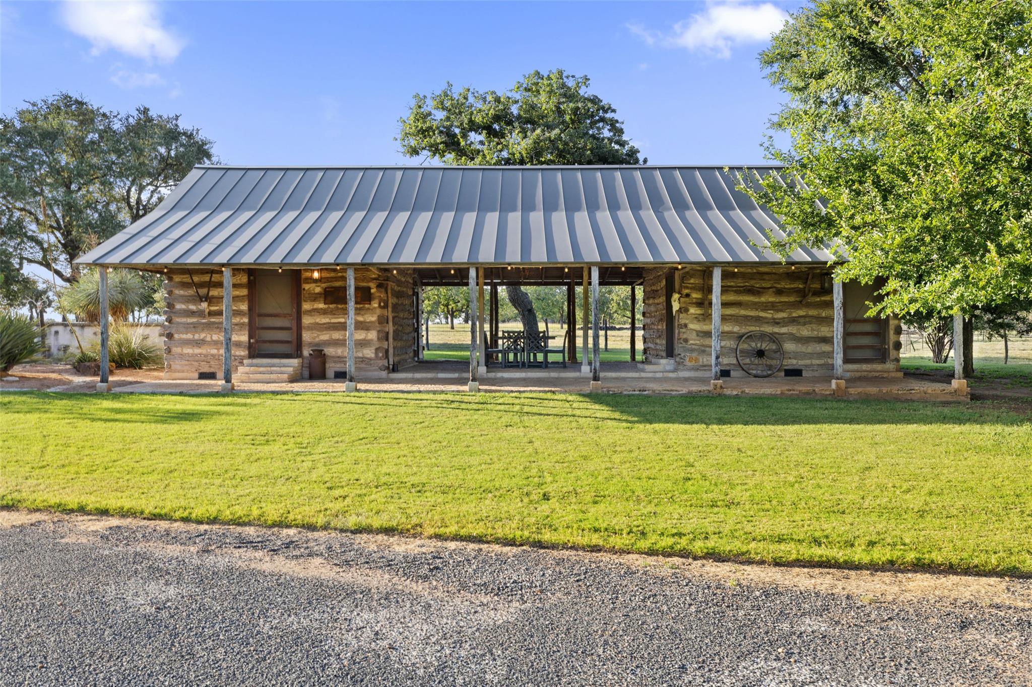 237 Draper Smith LN
