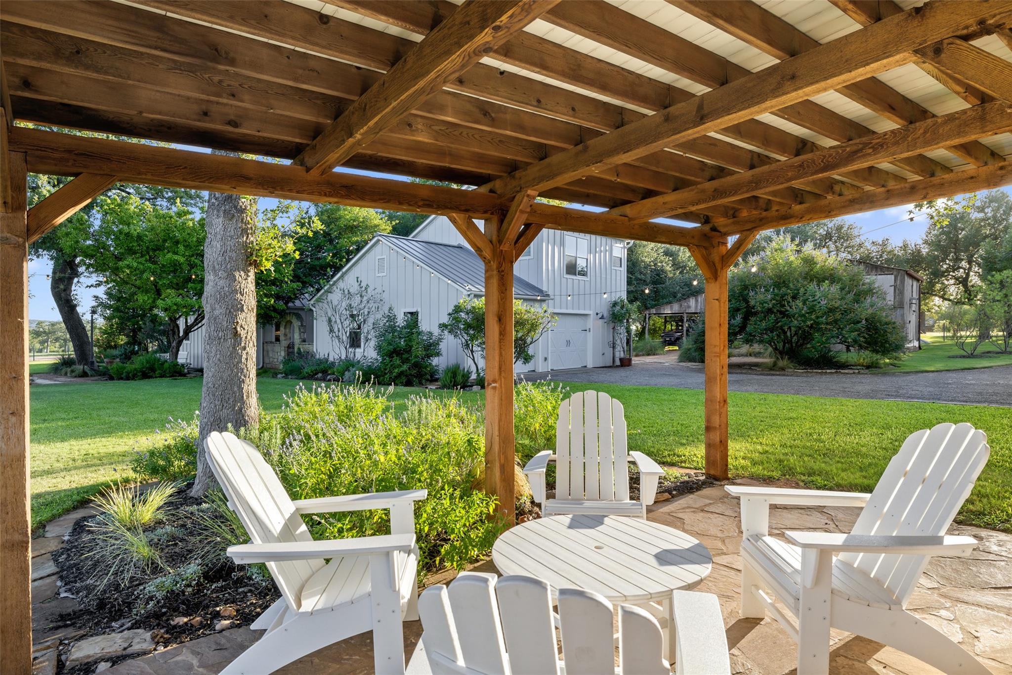 237 Draper Smith LN