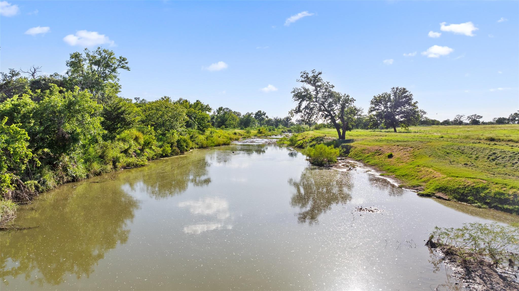 237 Draper Smith LN