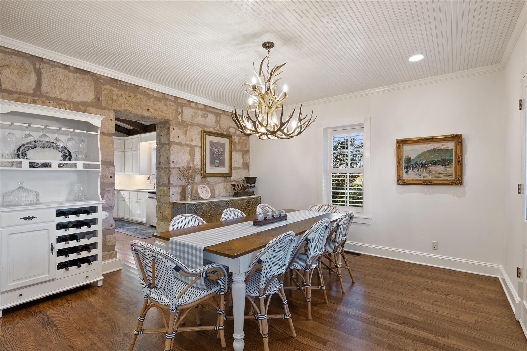 237 Draper Smith LN