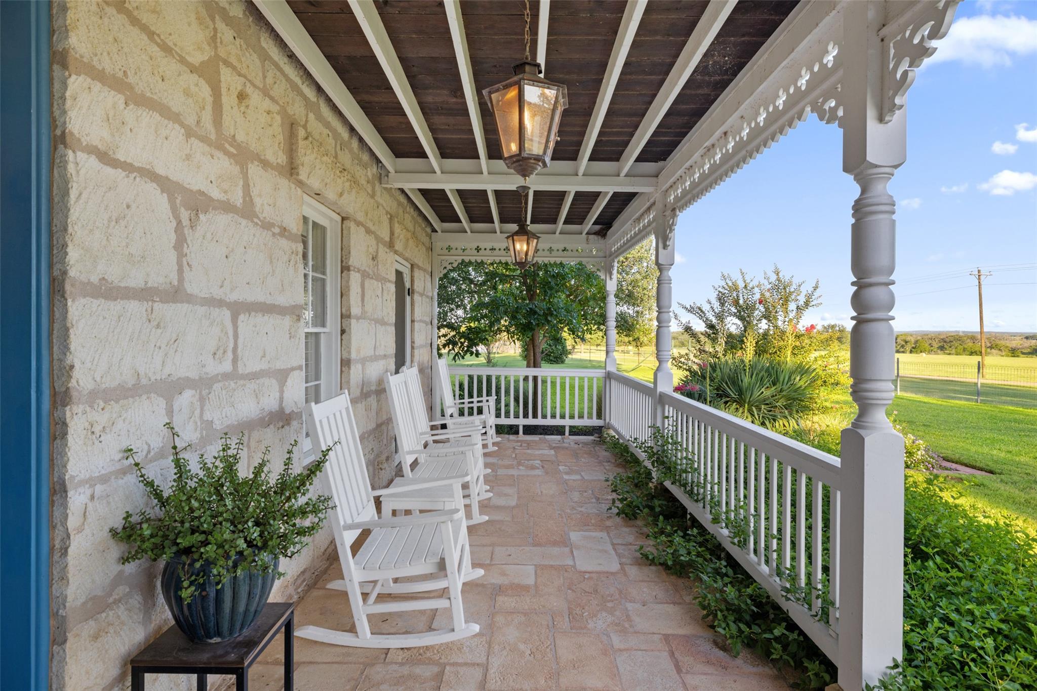 237 Draper Smith LN