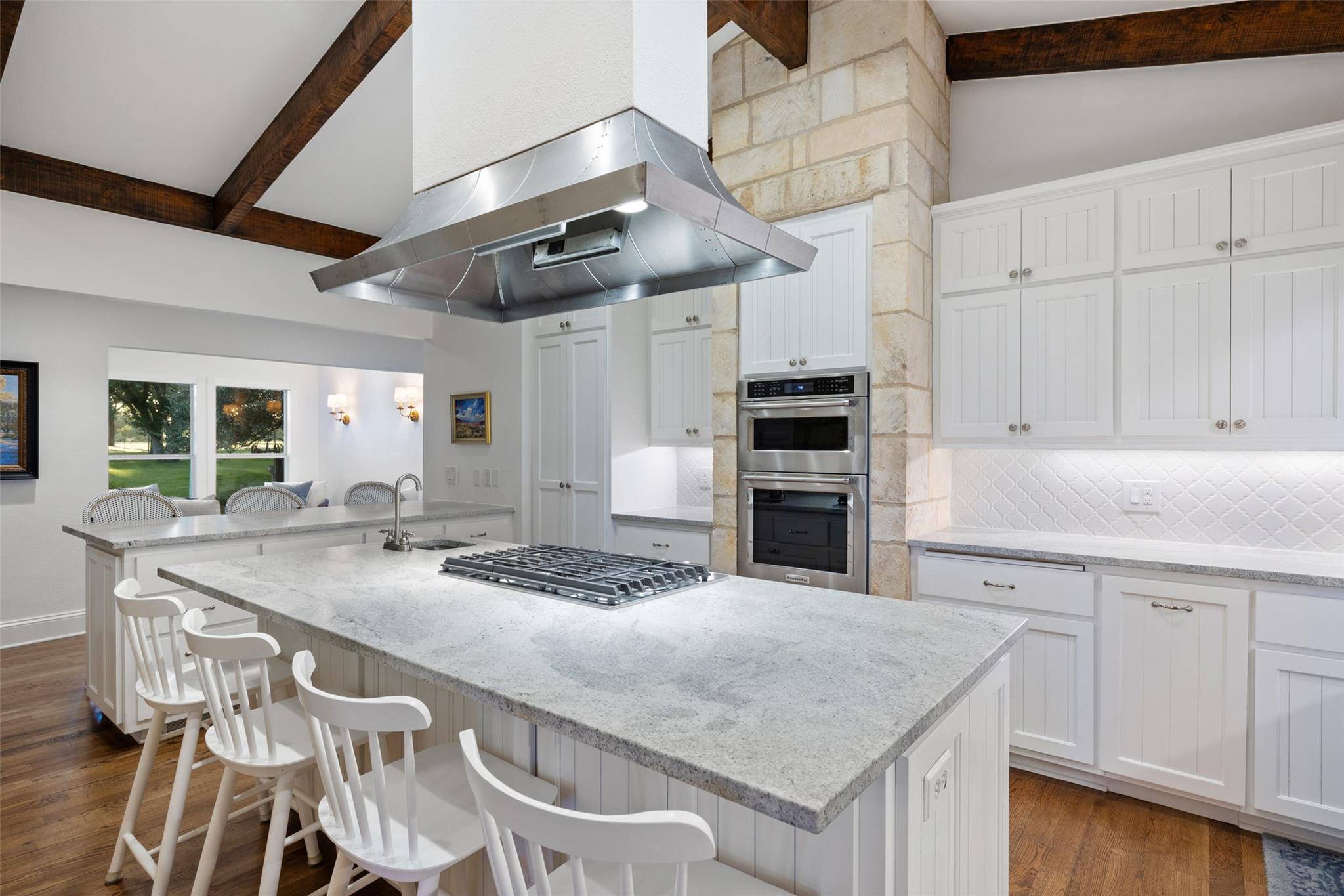 237 Draper Smith LN