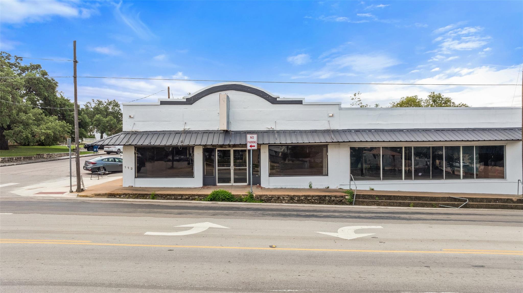 112 E Main ST