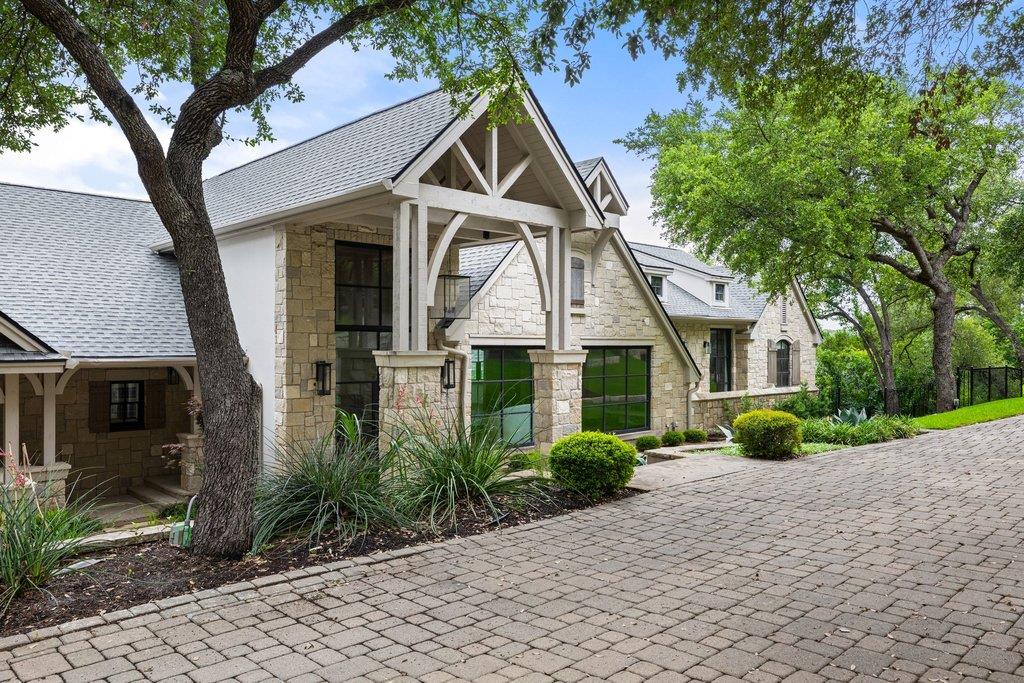 1421 Circle Ridge DR