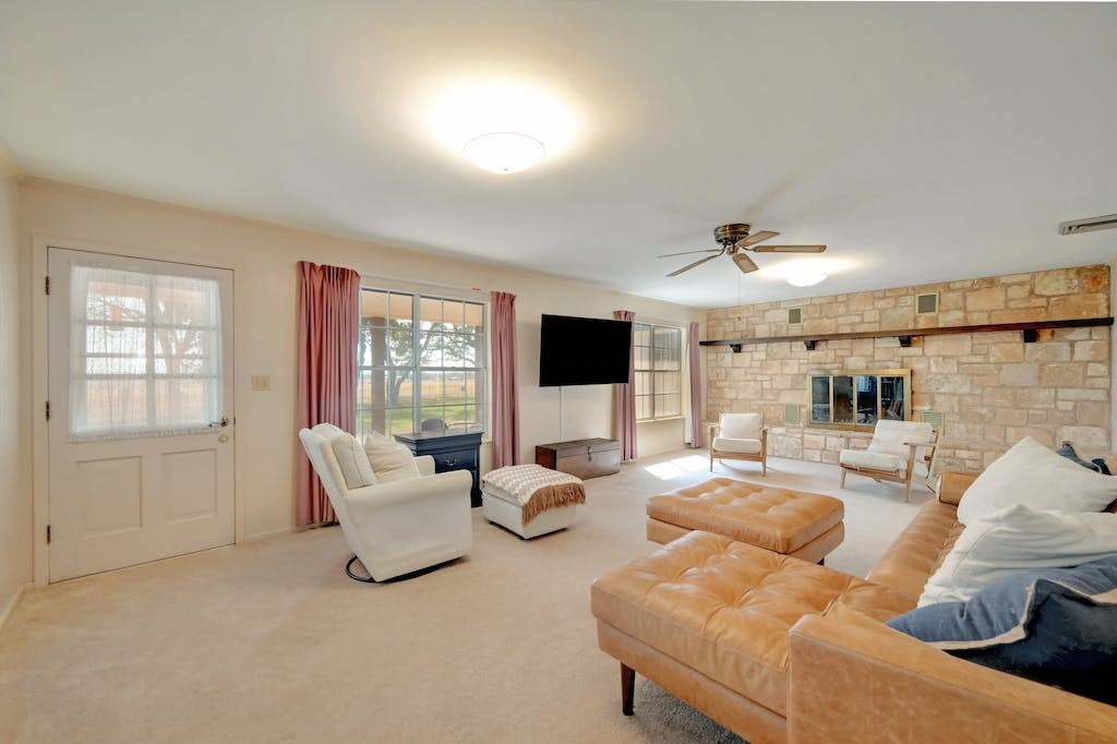 165 Spencer Ct