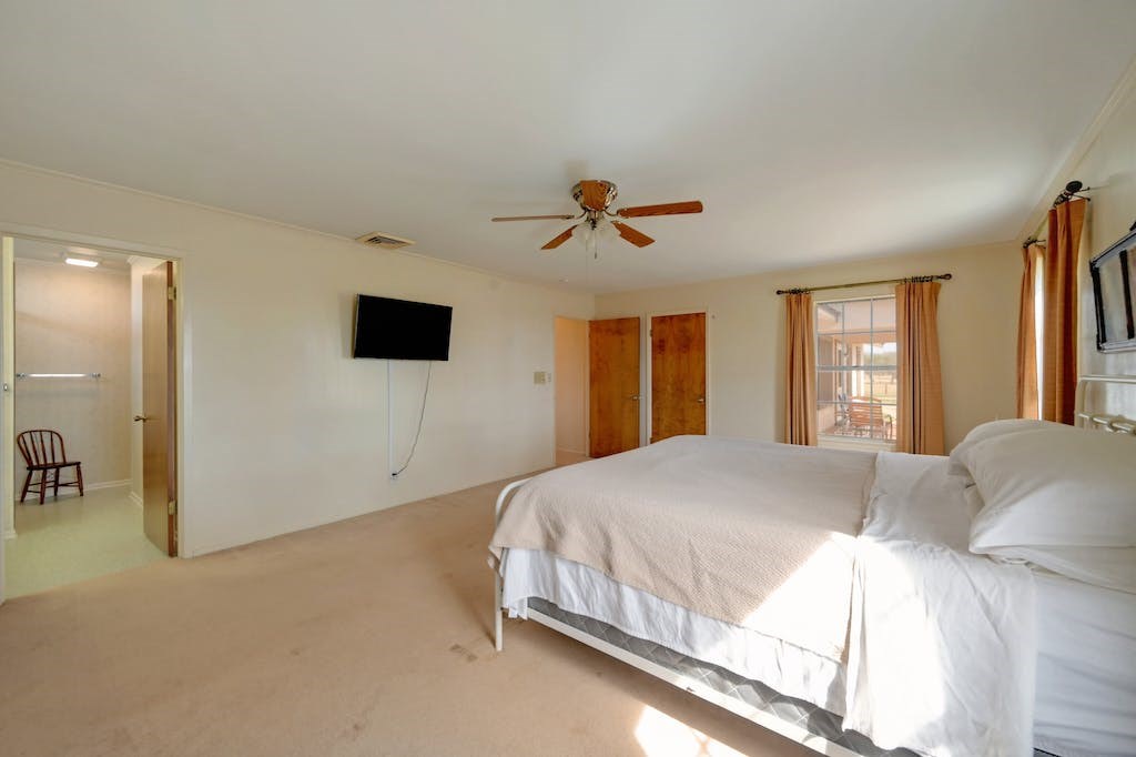 165 Spencer Ct