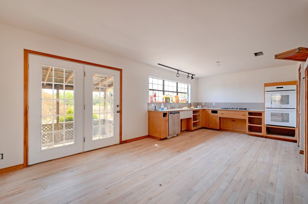 300 Pedernales Estates Road