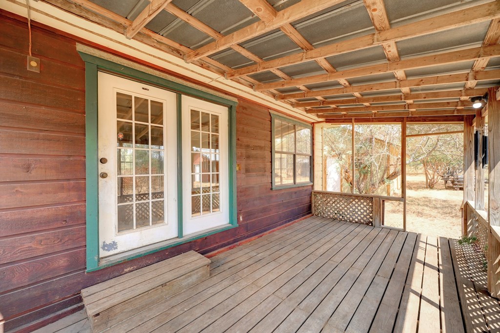 300 Pedernales Estates Road