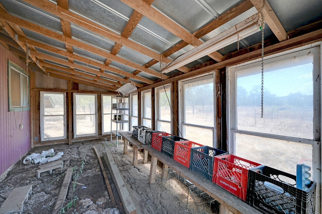 300 Pedernales Estates Road