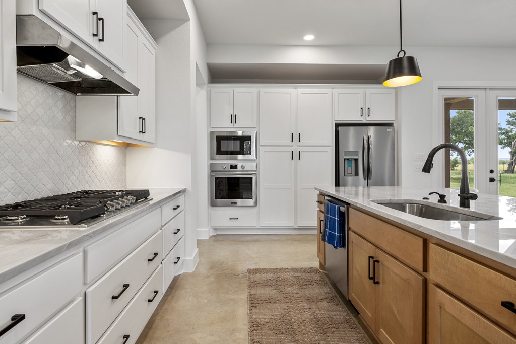 320 Spencer Ct